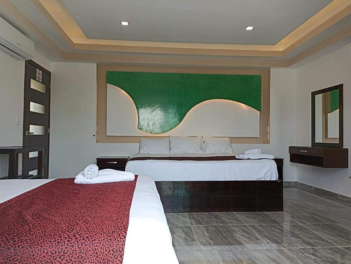 Framfor Inn Chetumal Exterior photo