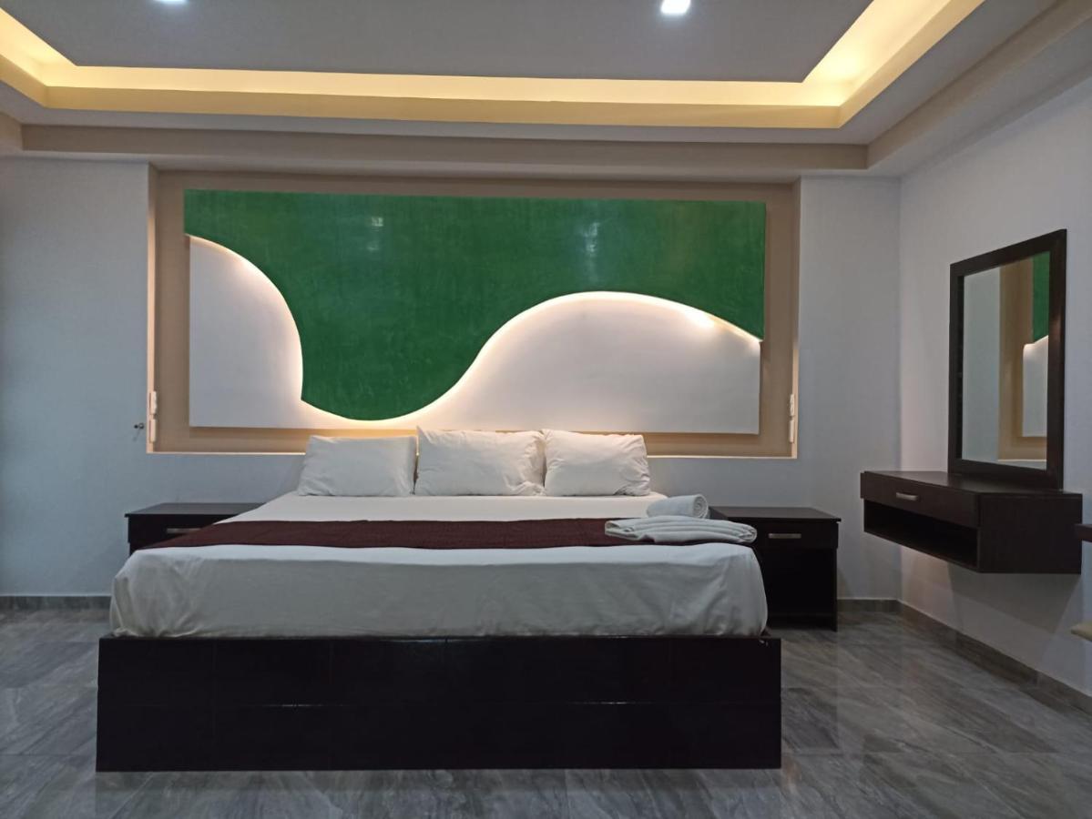 Framfor Inn Chetumal Exterior photo