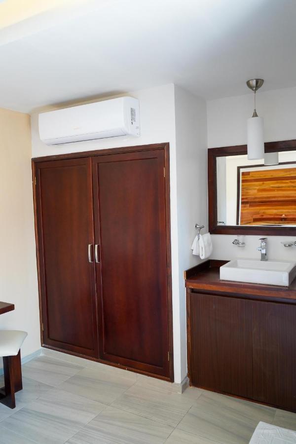 Framfor Inn Chetumal Exterior photo