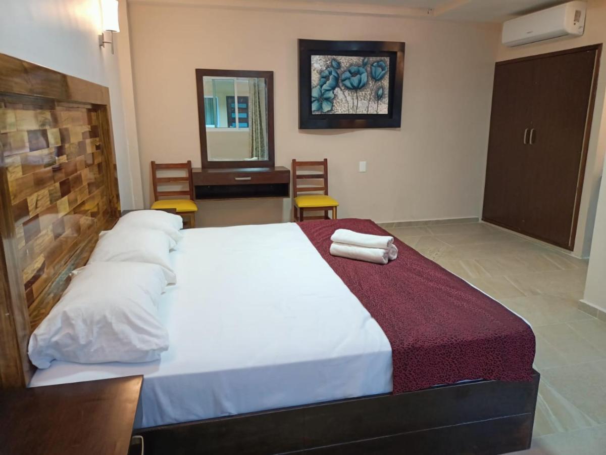Framfor Inn Chetumal Exterior photo